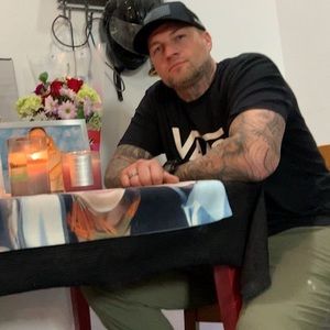 Meet your Posher, Van